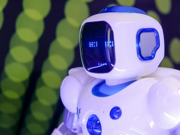 Quelles sont les meilleures pratiques pour le marketing digital dans le secteur des services de réparation de téléphones?